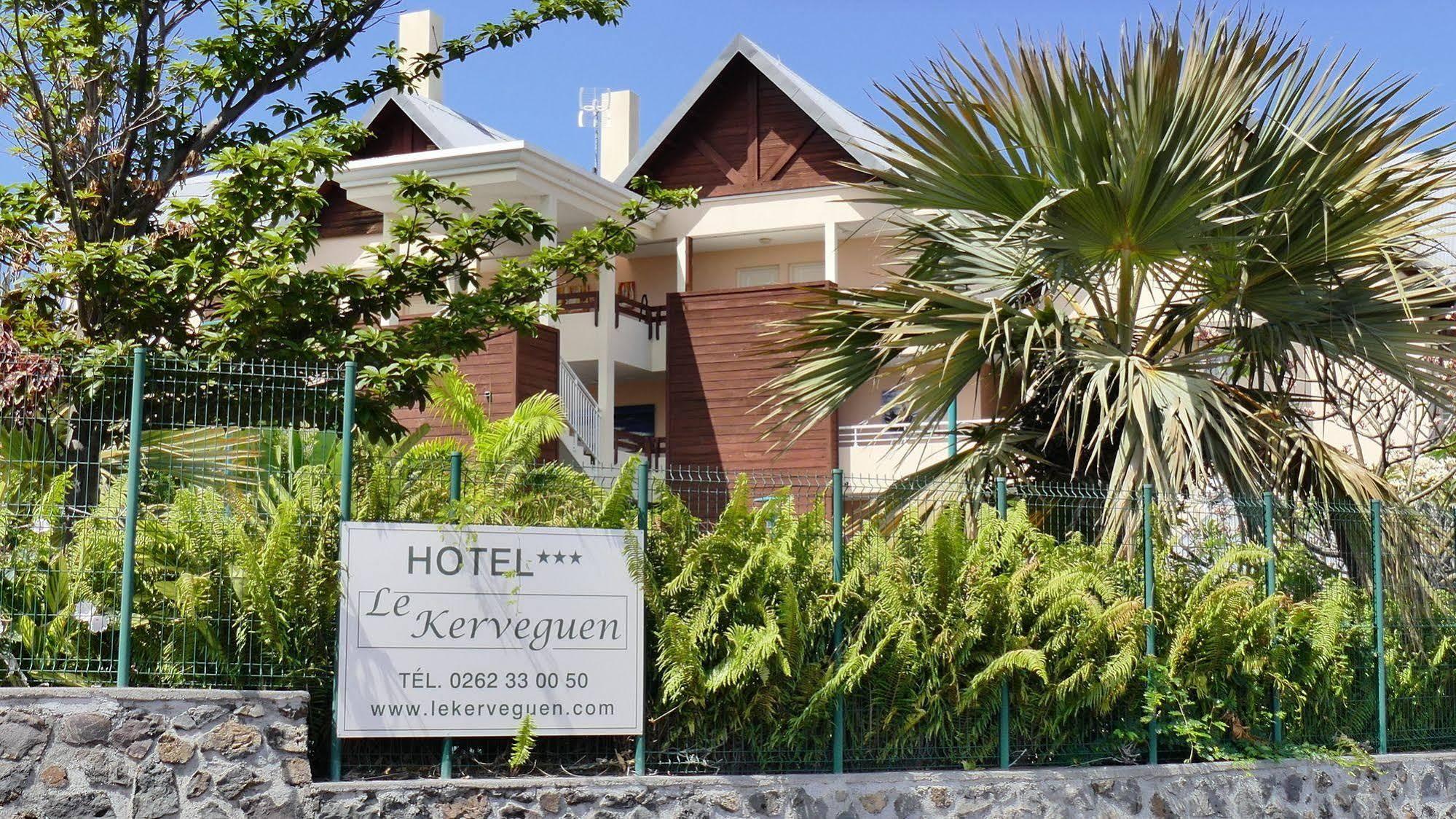 Hotel Le Kerveguen Saint-Gilles Les Bains Zewnętrze zdjęcie