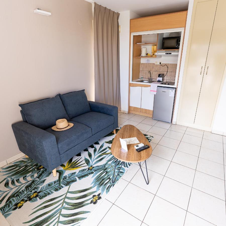Hotel Le Kerveguen Saint-Gilles Les Bains Zewnętrze zdjęcie