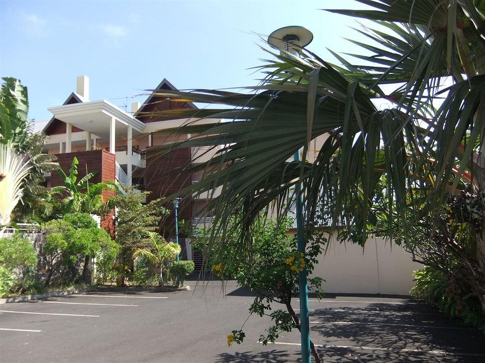 Hotel Le Kerveguen Saint-Gilles Les Bains Zewnętrze zdjęcie