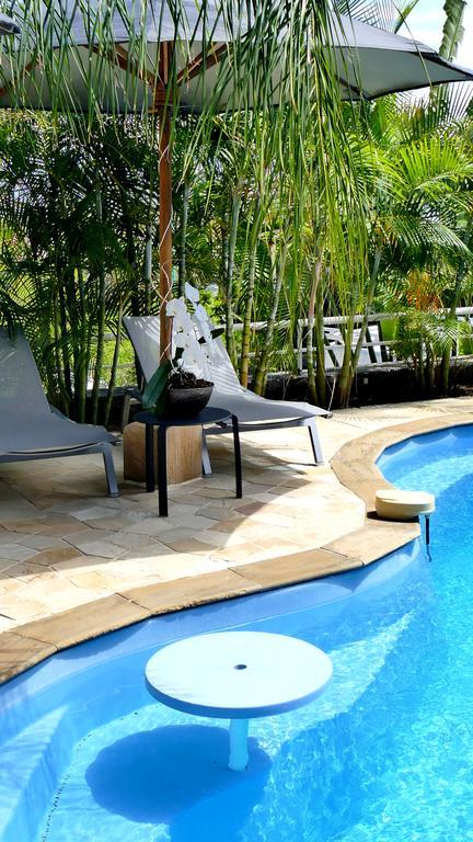 Hotel Le Kerveguen Saint-Gilles Les Bains Zewnętrze zdjęcie