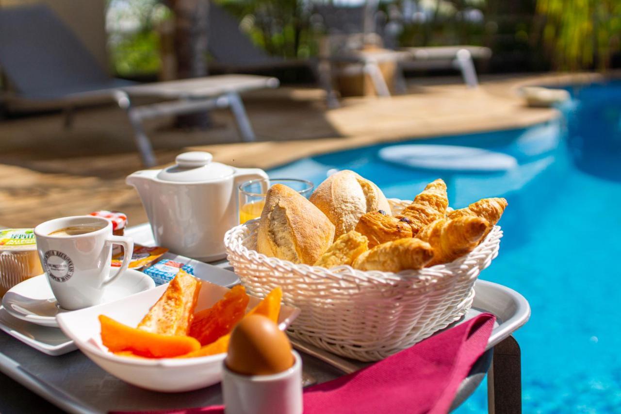 Hotel Le Kerveguen Saint-Gilles Les Bains Zewnętrze zdjęcie